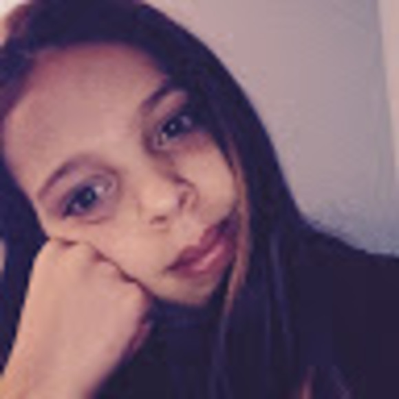 Meet your Posher, Layla - Picture 1 of 1